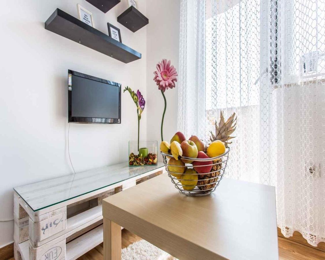 Apartment In Vrbnik/Insel Krk 36873 Zewnętrze zdjęcie